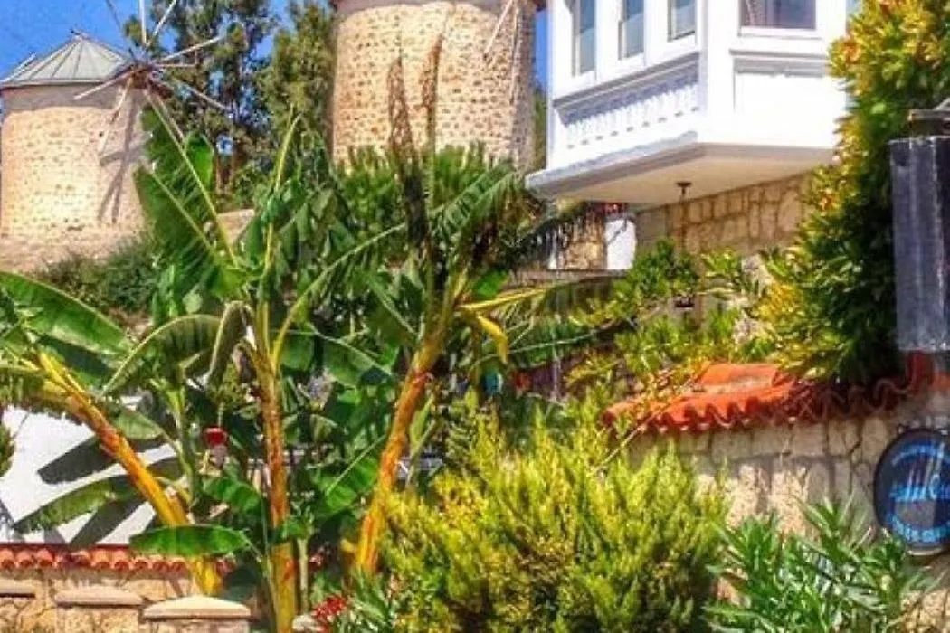 Beyaz Ev Hotel Alaçatı 3*,  Türkiye