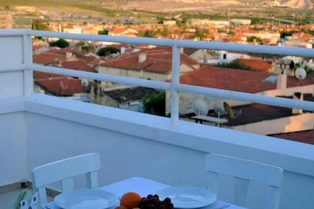 Beyaz Ev Hotel Alacati 3*,