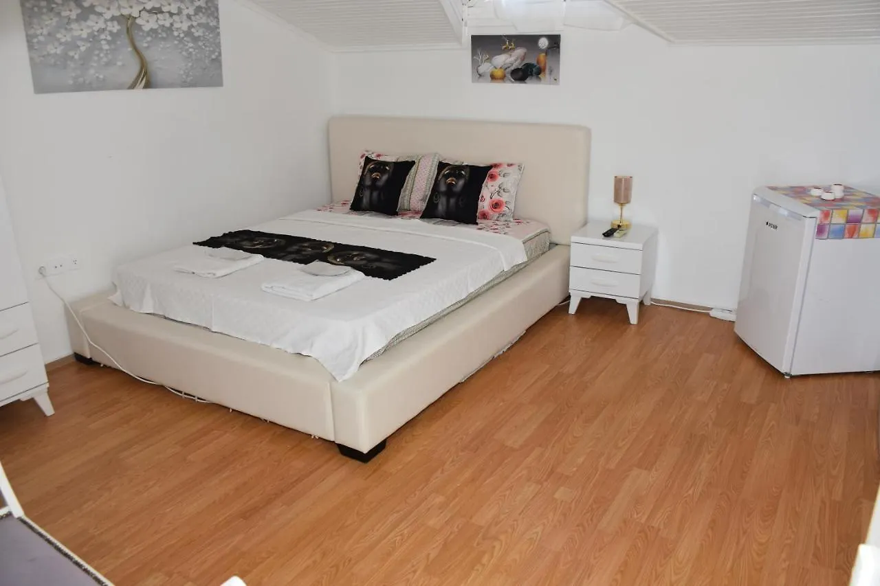 *** Guest house Beyaz Ev Hotel Alacati Turkey