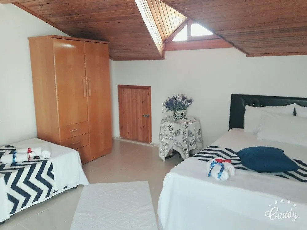 Beyaz Ev Hotel Alacati