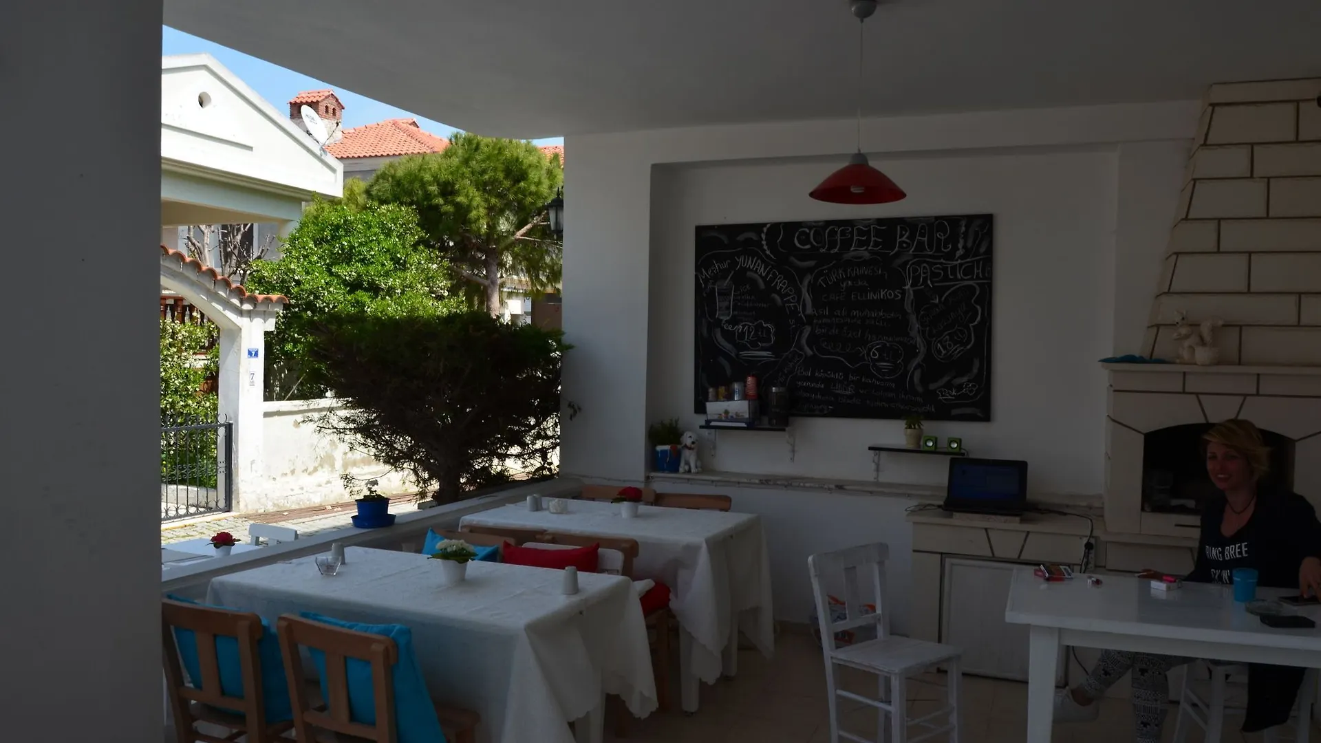 Beyaz Ev Hotel Alaçatı Pensionat
